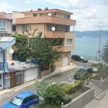 Apartment крум Nesebar